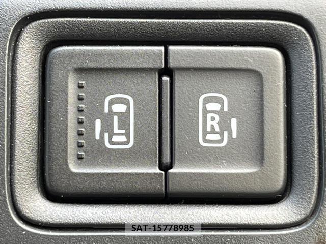 Mitsubishi DELICA 2017-10 8342406-6