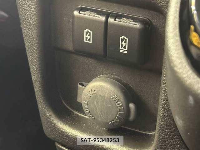 Mitsubishi DELICA 2024-04 8343390-5