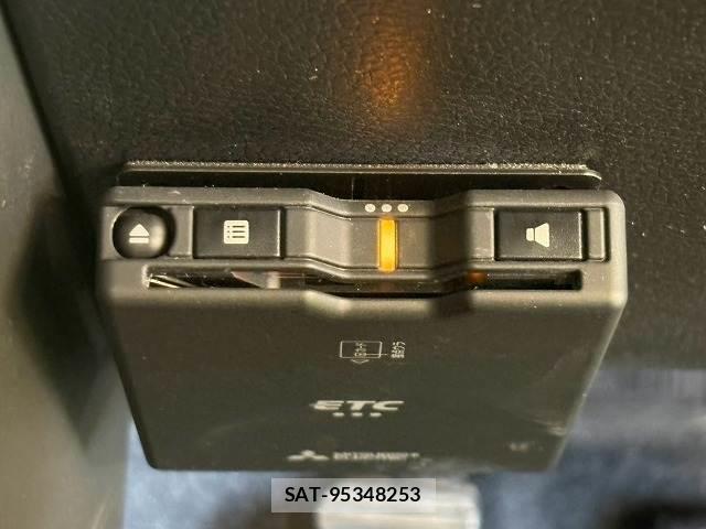 Mitsubishi DELICA 2024-04 8343390-9