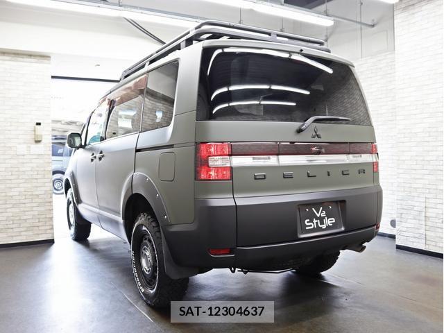 Mitsubishi DELICA 2007-09 8342680-16