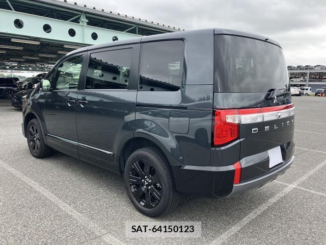 Mitsubishi DELICA 2024-12 8342778-1
