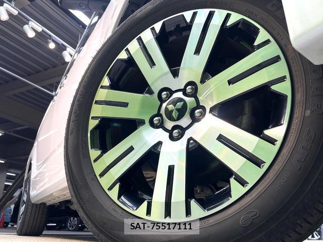 Mitsubishi DELICA 2023-11 8342868-13