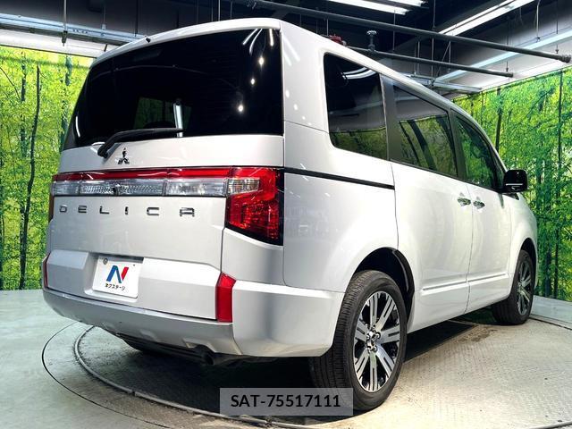 Mitsubishi DELICA 2023-11 8342868-17