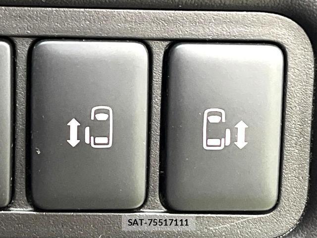 Mitsubishi DELICA 2023-11 8342868-2