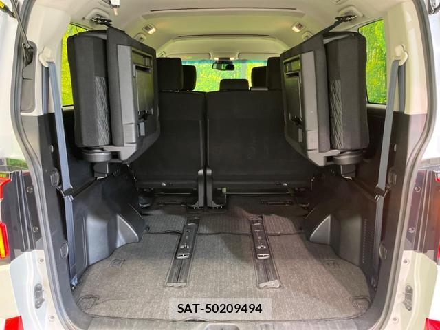 Mitsubishi DELICA 2023-11 8343325-10
