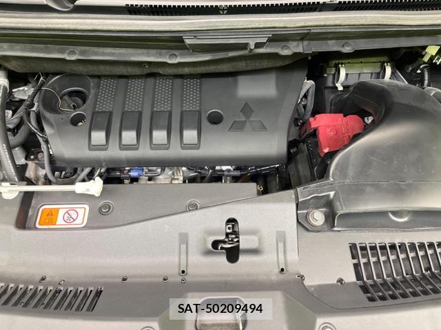 Mitsubishi DELICA 2023-11 8343325-18