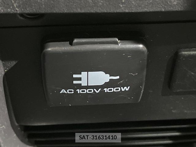 Mitsubishi DELICA 2023-07 8343602-4