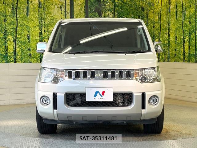 Mitsubishi DELICA 2013-08 8344255-14