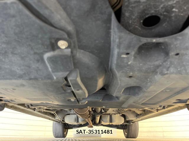 Mitsubishi DELICA 2013-08 8344255-17