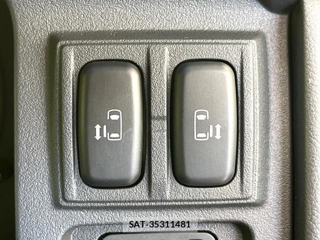 Mitsubishi DELICA 2013-08 8344255-5