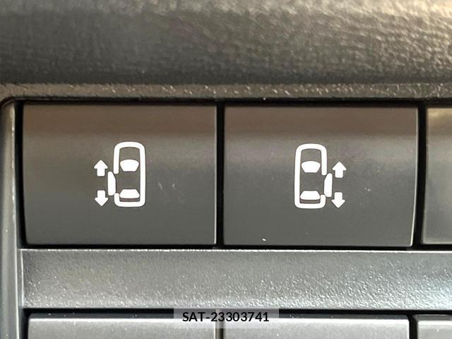 Mitsubishi DELICA MINI 2025-07 8342874-2