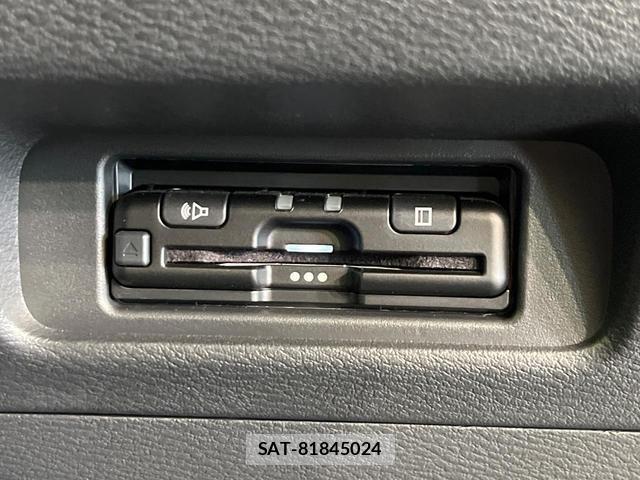 Mitsubishi DELICA MINI 2024-01 8344138-5