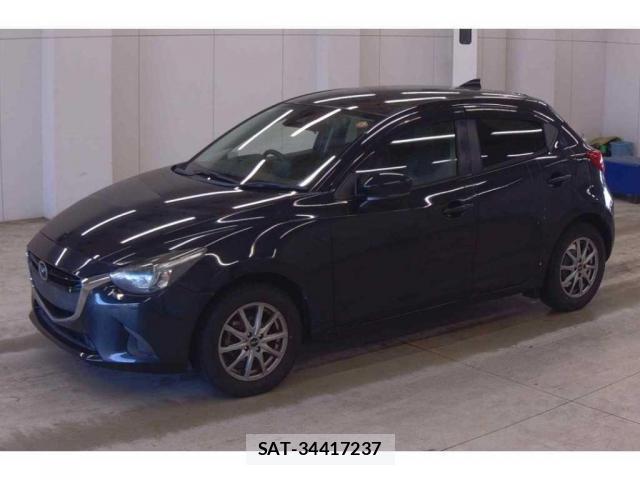 Mazda DEMIO 2018-02 8342583-0