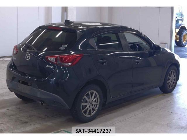 Mazda DEMIO 2018-02 8342583-1