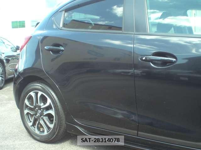 Mazda DEMIO 2014-11 8343123-11