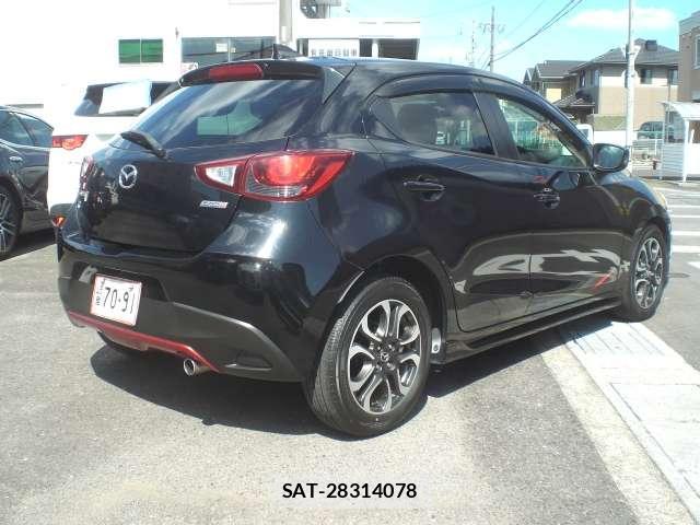 Mazda DEMIO 2014-11 8343123-3