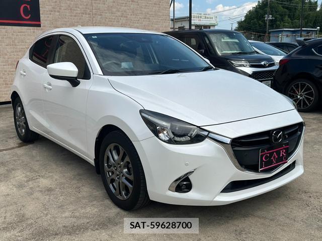 Mazda DEMIO 2018-08 8344239-1