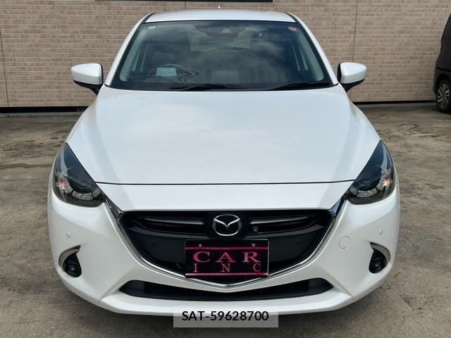 Mazda DEMIO 2018-08 8344239-17