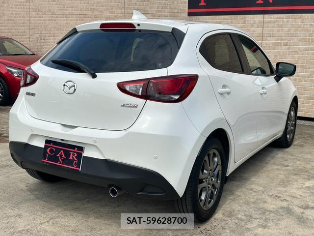 Mazda DEMIO 2018-08 8344239-18