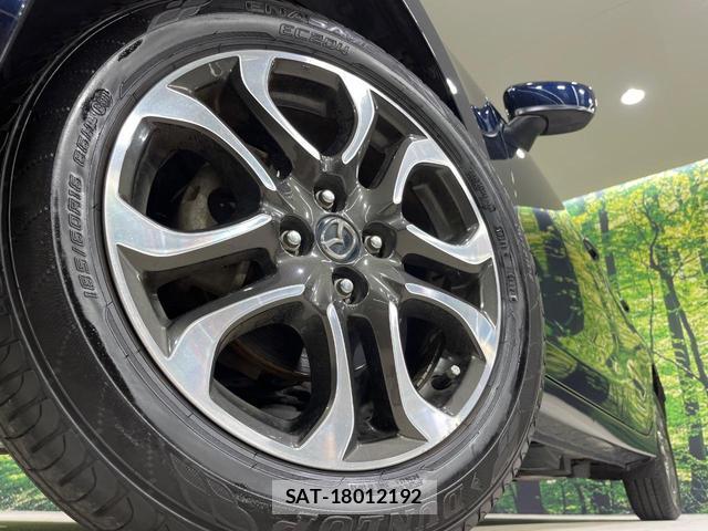 Mazda DEMIO 2015-06 8344281-12