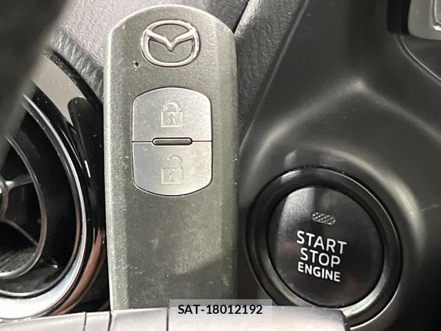 Mazda DEMIO 2015-06 8344281-5