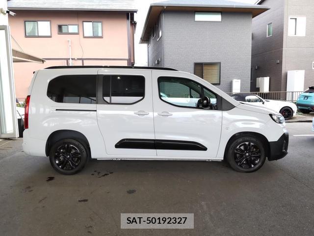 Fiat DOBLO 2025-01 8342101-7