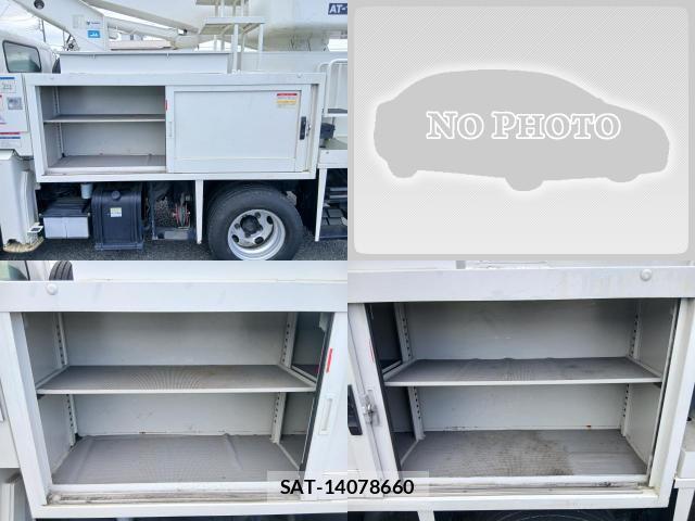 Hino DUTRO 2018-06 8342932-12