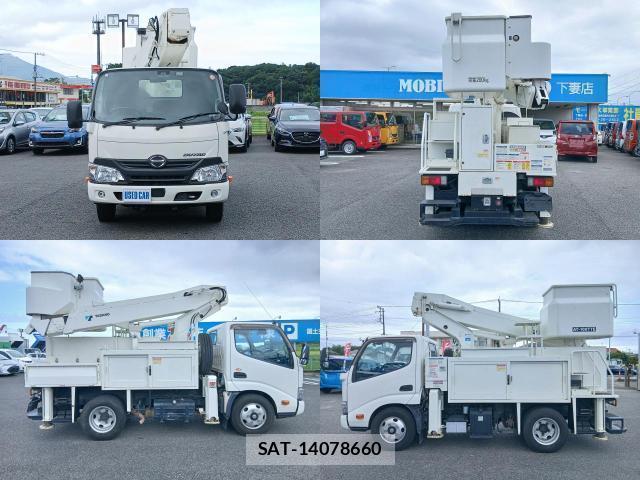 Hino DUTRO 2018-06 8342932-15