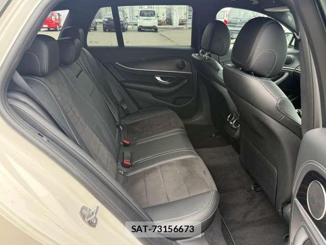 Mercedes Benz E-CLASS 2017-09 8342216-14