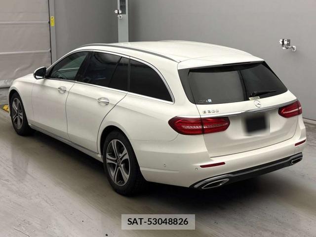 Mercedes Benz E-CLASS 2017-06 8342946-1