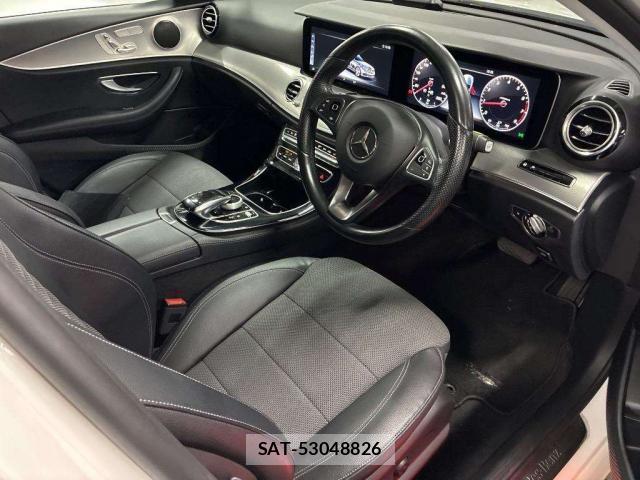 Mercedes Benz E-CLASS 2017-06 8342946-9