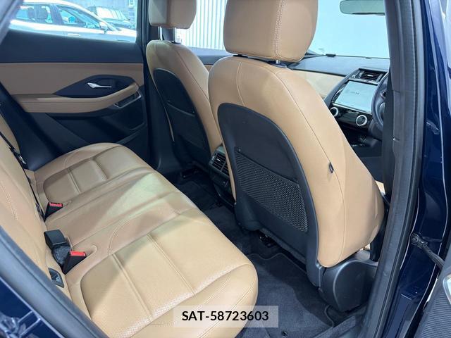 Jaguar E-PACE 2021-06 8342198-2