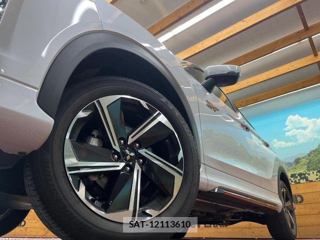 Mitsubishi ECLIPSE CROSS 2022-04 8343903-12