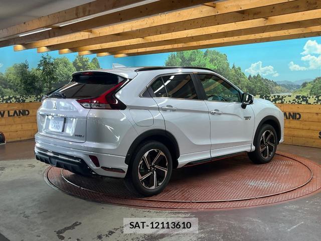 Mitsubishi ECLIPSE CROSS 2022-04 8343903-16