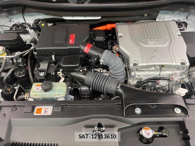 Mitsubishi ECLIPSE CROSS 2022-04 8343903-17