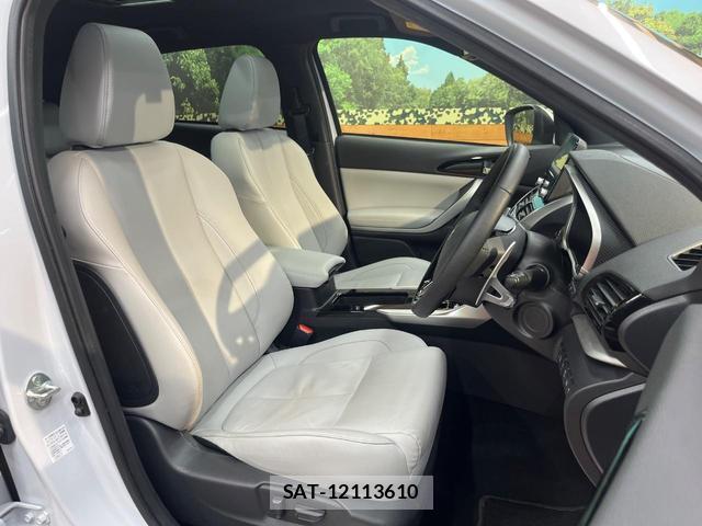Mitsubishi ECLIPSE CROSS 2022-04 8343903-7