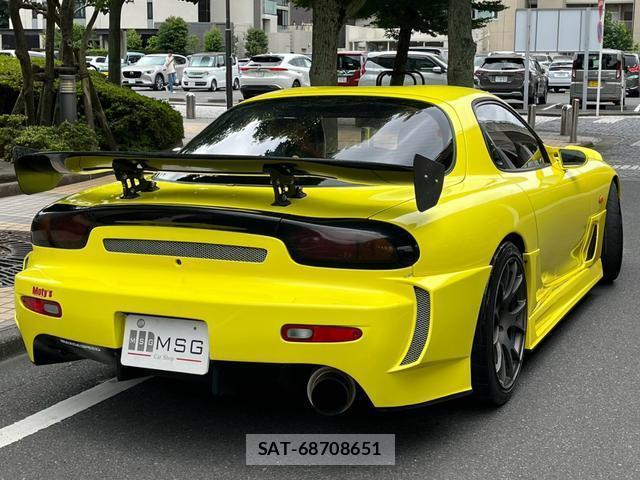 Mazda RX-7 1992-09 8343523-3