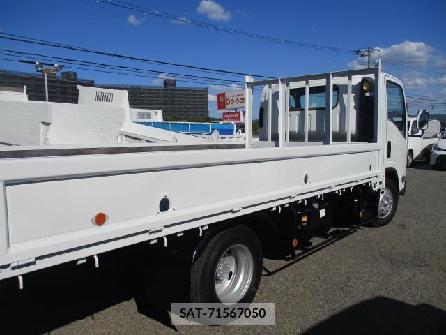 Isuzu ELF TRUCK 2012-02 8342839-13