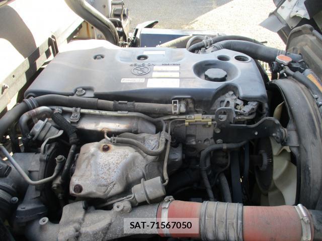 Isuzu ELF TRUCK 2012-02 8342839-5