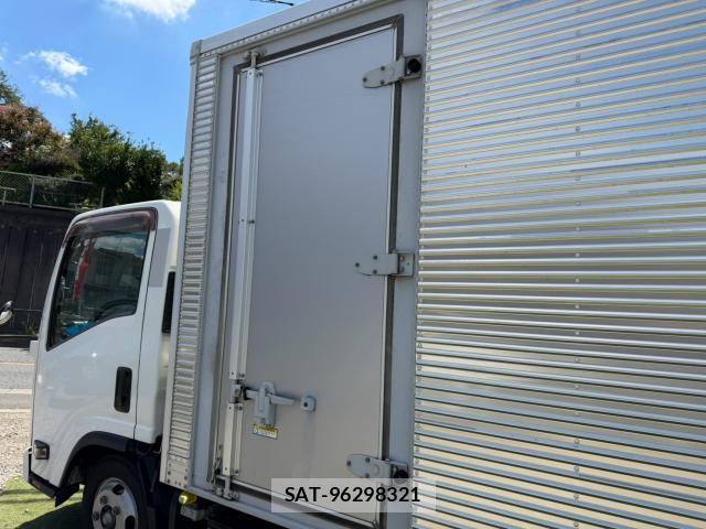 Isuzu ELF TRUCK 2017-03 8344154-12