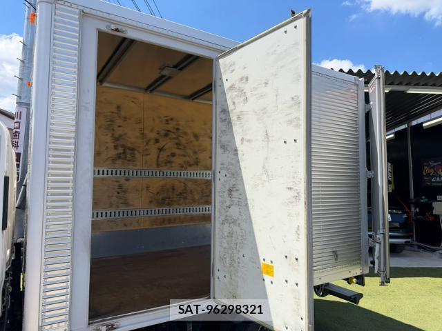 Isuzu ELF TRUCK 2017-03 8344154-13