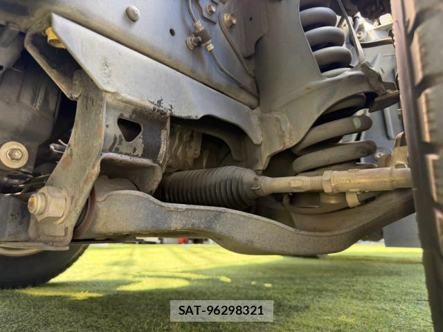 Isuzu ELF TRUCK 2017-03 8344154-19