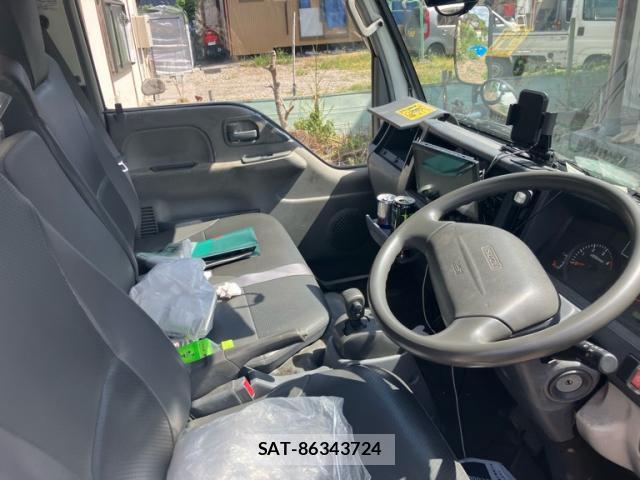 Isuzu ELF UT 2009-02 8343303-11