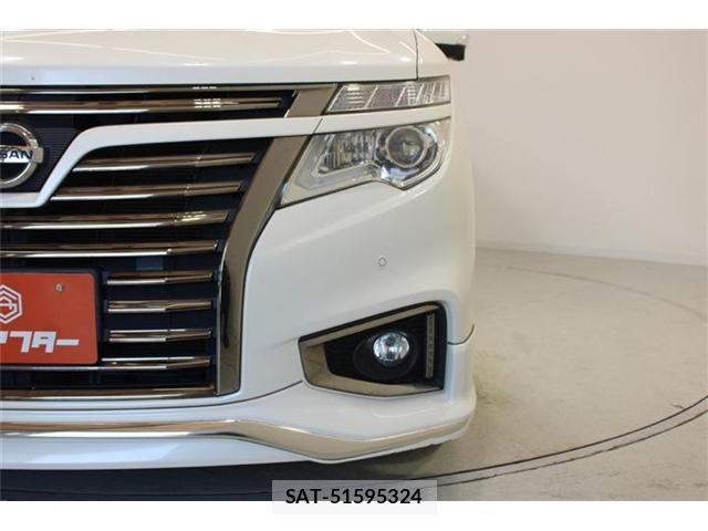 Nissan ELGRAND 2017-04 8342140-12