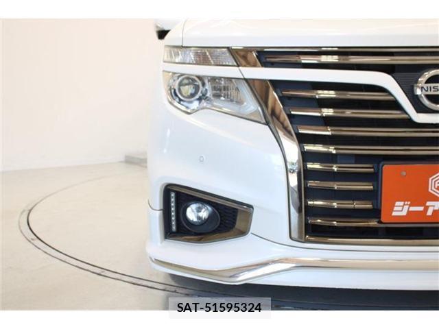 Nissan ELGRAND 2017-04 8342140-14