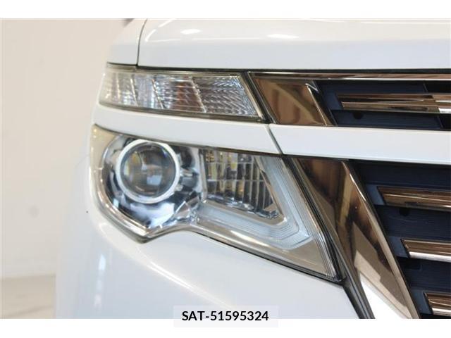 Nissan ELGRAND 2017-04 8342140-15