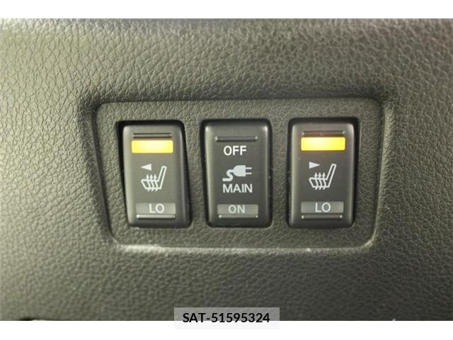 Nissan ELGRAND 2017-04 8342140-3