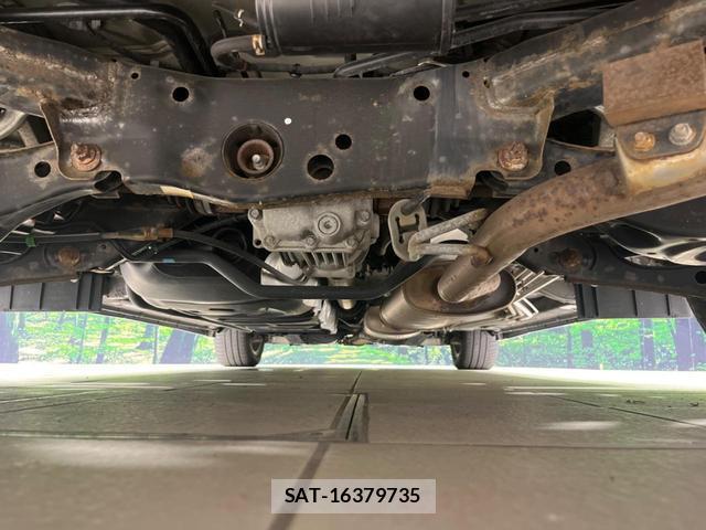 Nissan ELGRAND 2016-01 8342414-19