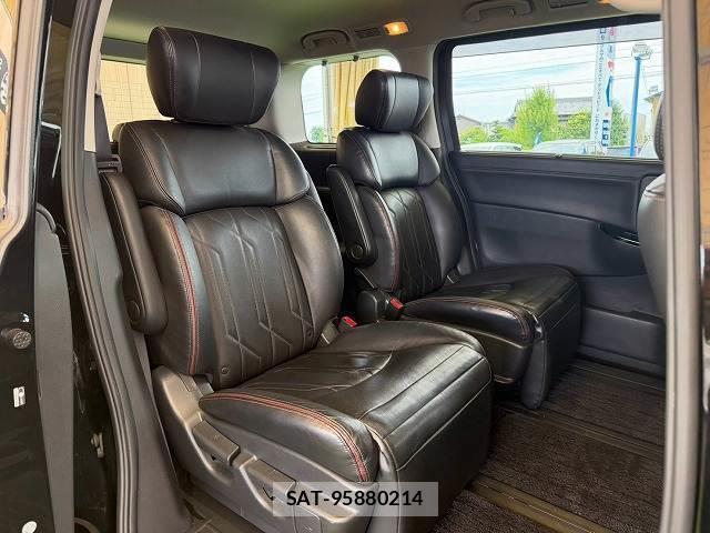 Nissan ELGRAND 2021-07 8343394-10