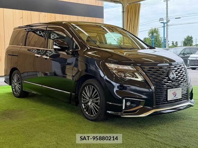 Nissan ELGRAND 2021-07 8343394-14